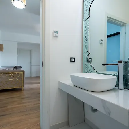 The Swing - 2br Apartment Bucharest